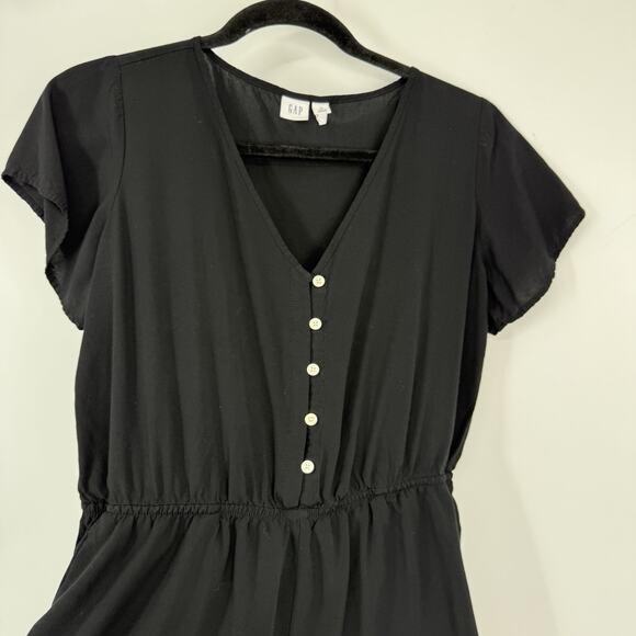 Gap Button Front Romper shorts Size Medium Black Rayon Short Sleeve V neck - Picture 3 of 10